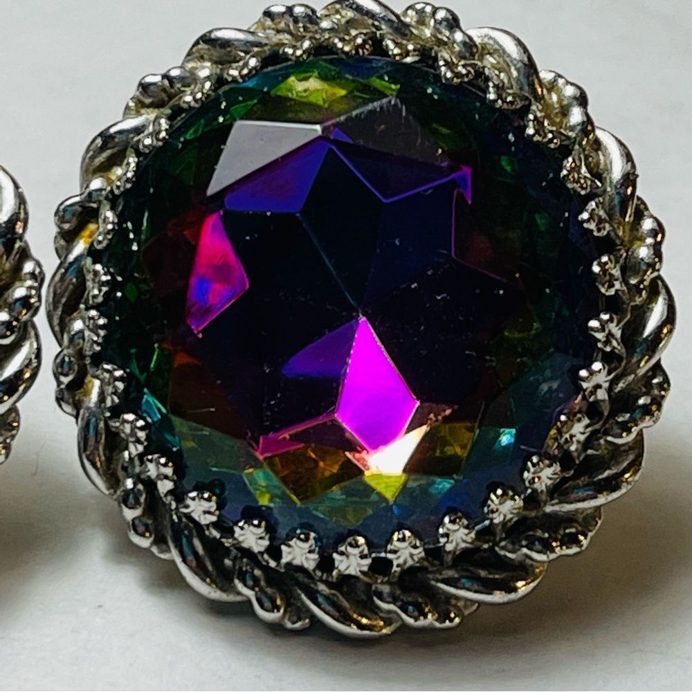 Vintage 1950’s Elsa Schiaparelli Faux Watermelon Tourmaline Clip Earring… - Picture 5 of 17
